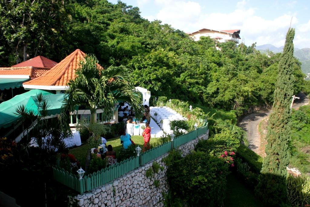 City View Hotel Кингстон Экстерьер фото